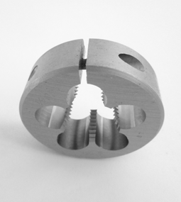 Dado Tarraja Ajustable